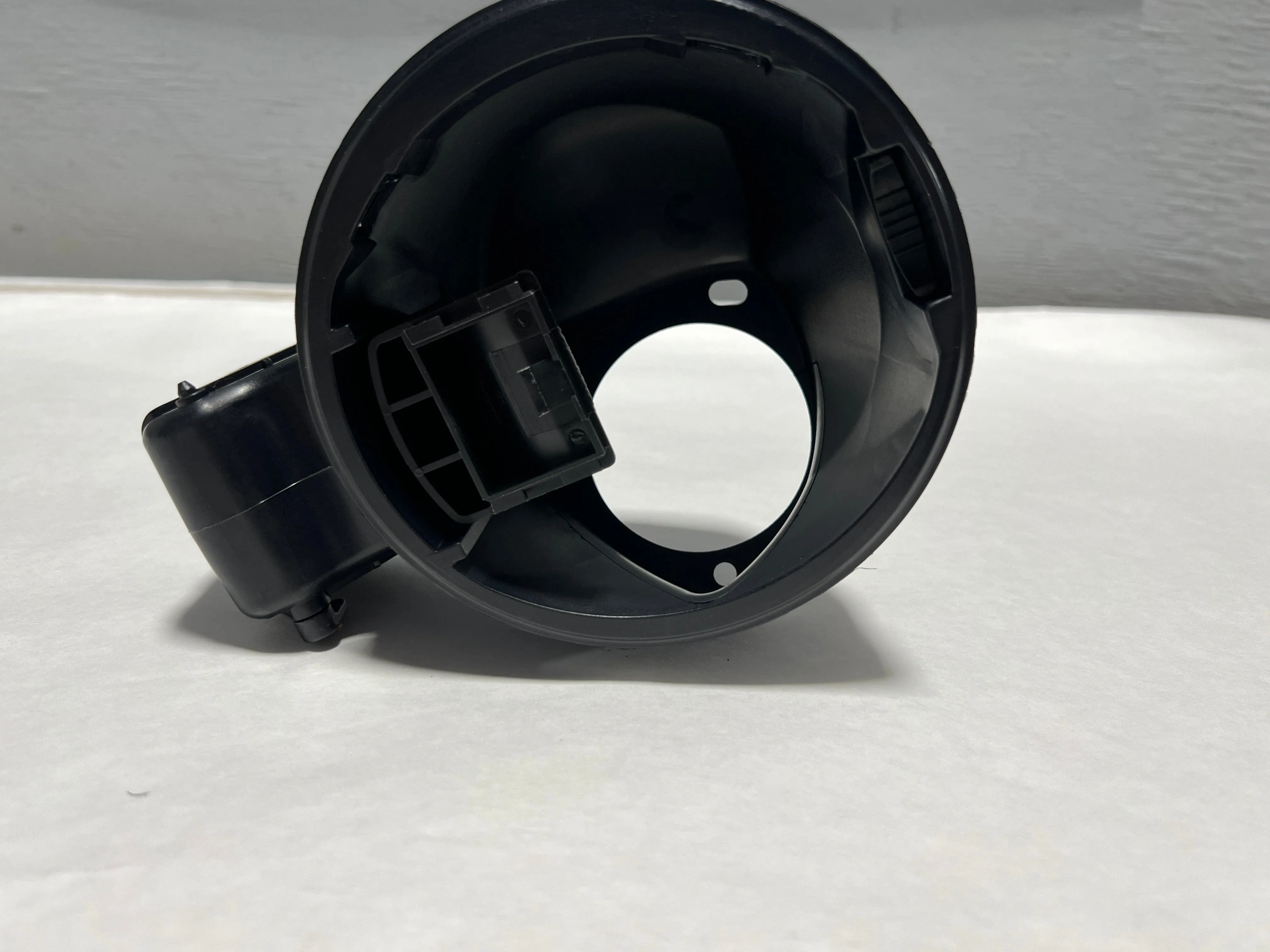 2004-2008 Ford F-150 Fuel Filler Gas Cap Door Lid Housing - Fits Regular Styleside Bed Only