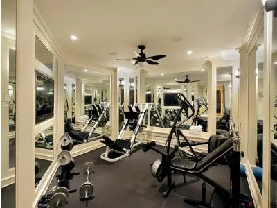 RUBBER HOME GYM FLOORING ROLLS - BLACK - FREE CUSTOMER PICK UP